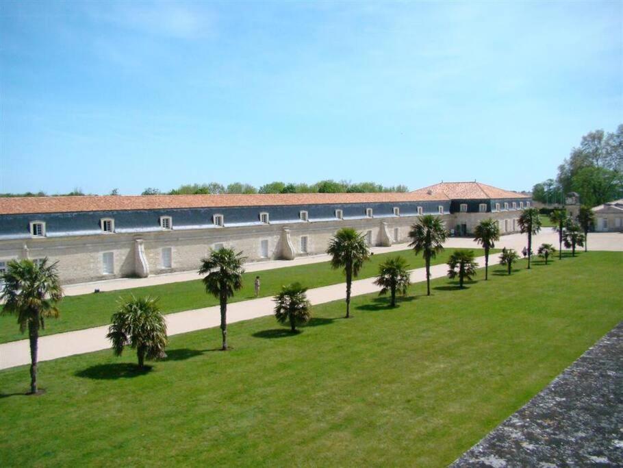 T2 meublé pour curistes, vacanciers et stagiaires Rochefort  Exterior foto