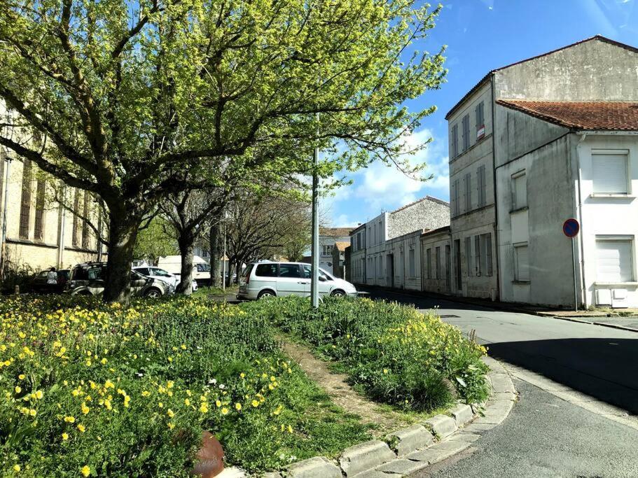 T2 meublé pour curistes, vacanciers et stagiaires Rochefort  Exterior foto